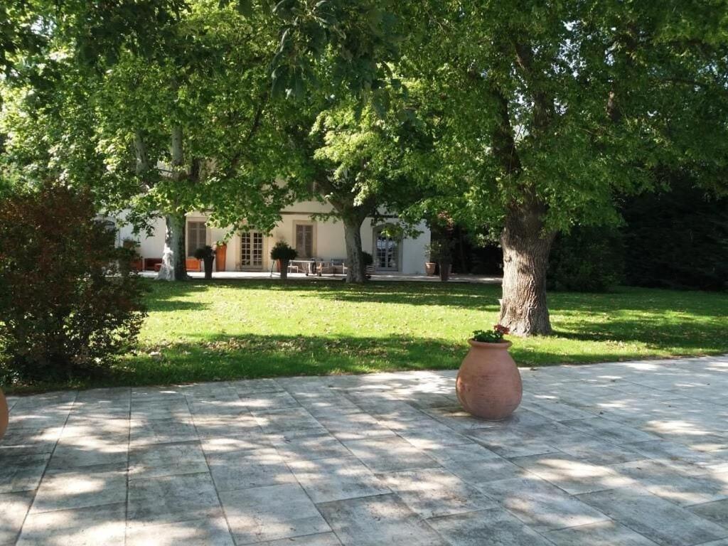 Mas Des Becasses, En Provence - 22 Personnes Villa Arles Eksteriør billede